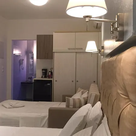 Ouzouni Boutique Bungalows Nea Moudania
